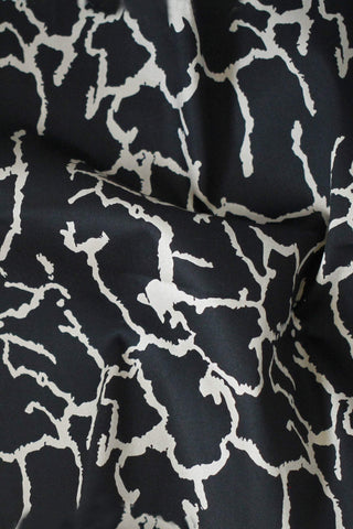 Crackle Bloom Sateen Black / Beige