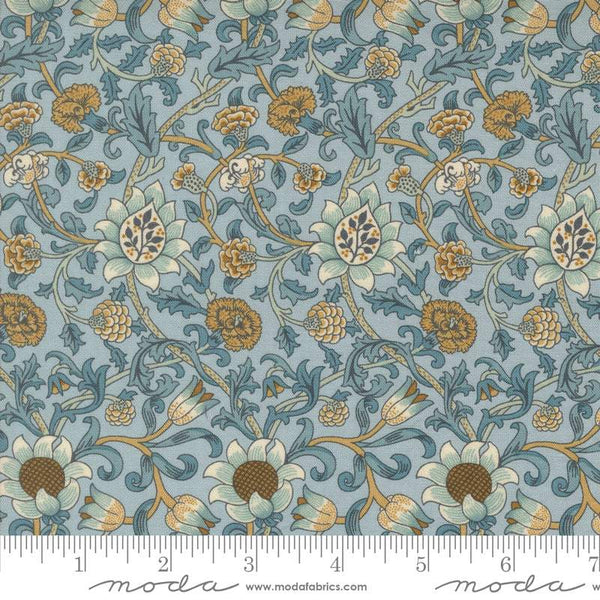 Morris Manor Evenlode Floral By Barbara Brackman For Moda Sky